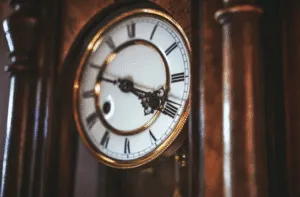 trasporto orologio a pendolo